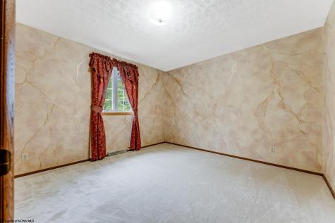 1005 Primrose Lane Morgantown WV 26505