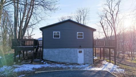 275 Bertha Hill Road Maidsville WV 26541