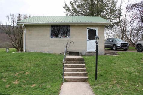 300 N Toy Street Terra Alta WV 26764