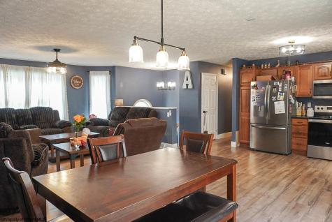 211 Tunnel Hollow Road Fairmont WV 26554