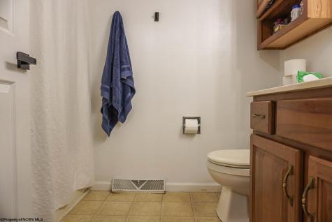 211 Tunnel Hollow Road Fairmont WV 26554