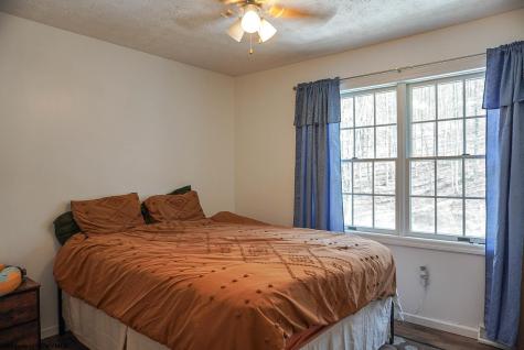 211 Tunnel Hollow Road Fairmont WV 26554