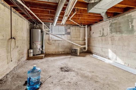 67 Mason Dixon Highway Maidsville WV 26541