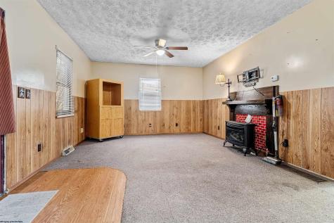 67 Mason Dixon Highway Maidsville WV 26541