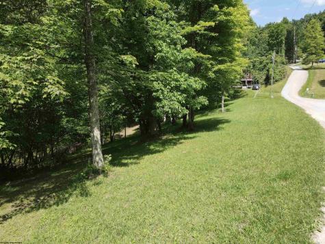191 Waterview Drive Horner WV 26372