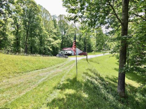 191 Waterview Drive Horner WV 26372