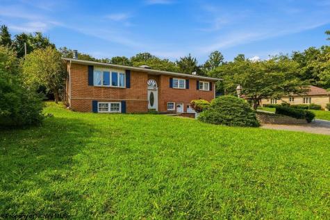 1731 Fairmont Avenue Fairmont WV 26554