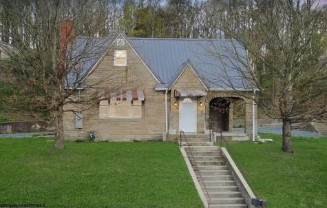 303 E State Avenue Terra Alta WV 26764