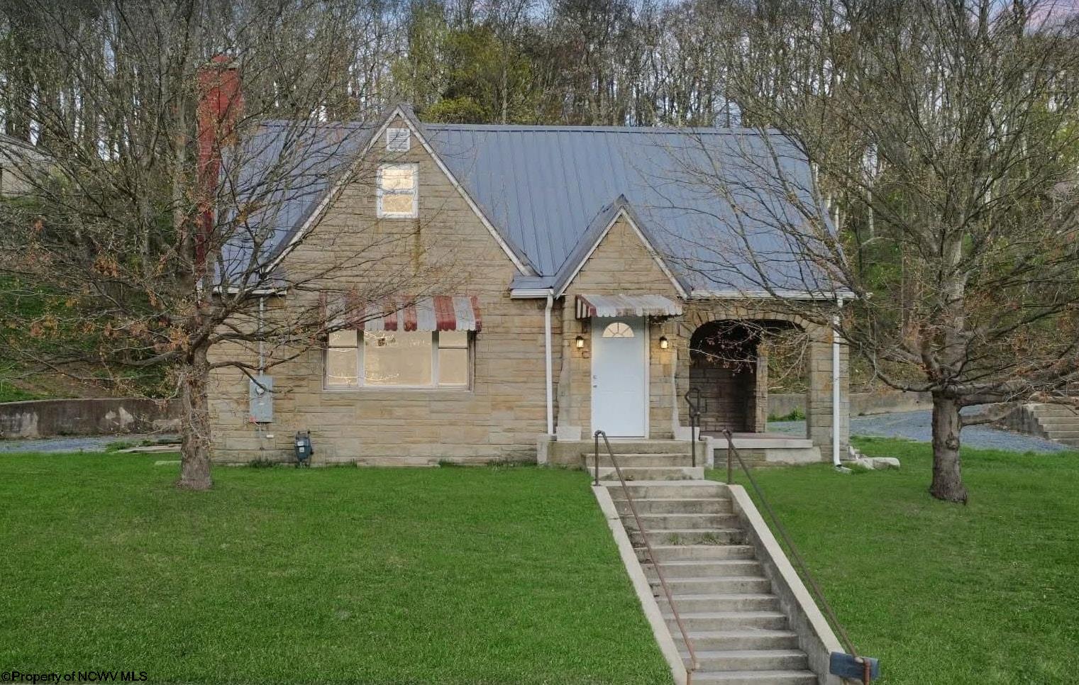 303 E State Avenue Terra Alta WV 26764