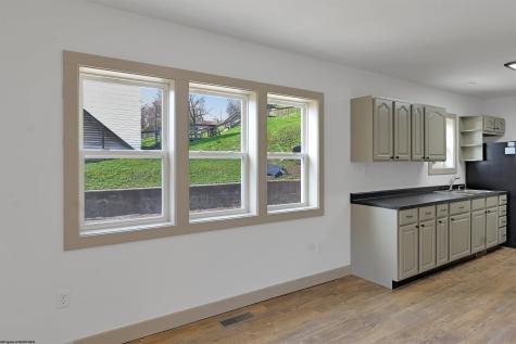 303 E State Avenue Terra Alta WV 26764