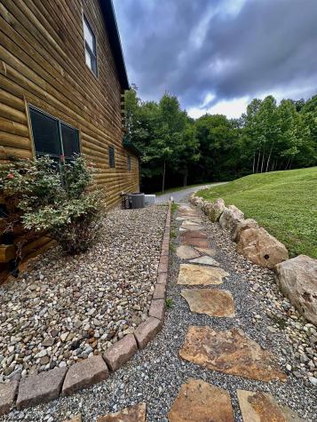 674 Lakeview Drive Horner WV 26372