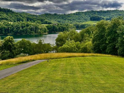 674 Lakeview Drive Horner WV 26372