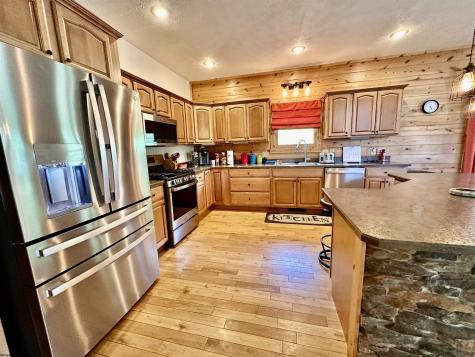 674 Lakeview Drive Horner WV 26372