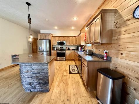 674 Lakeview Drive Horner WV 26372