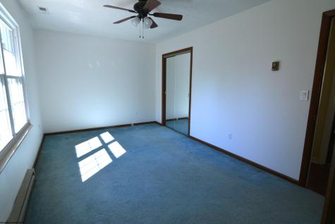 13 Ashwood Lane Morgantown WV 26508