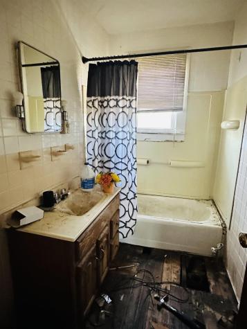 619 Walnut Avenue Fairmont WV 26554-9998