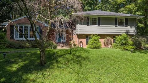 107 Forest Drive Clarksburg WV 26301
