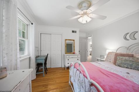107 Forest Drive Clarksburg WV 26301