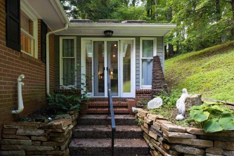 107 Forest Drive Clarksburg WV 26301