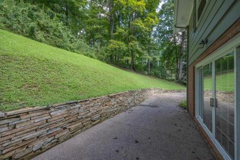 107 Forest Drive Clarksburg WV 26301
