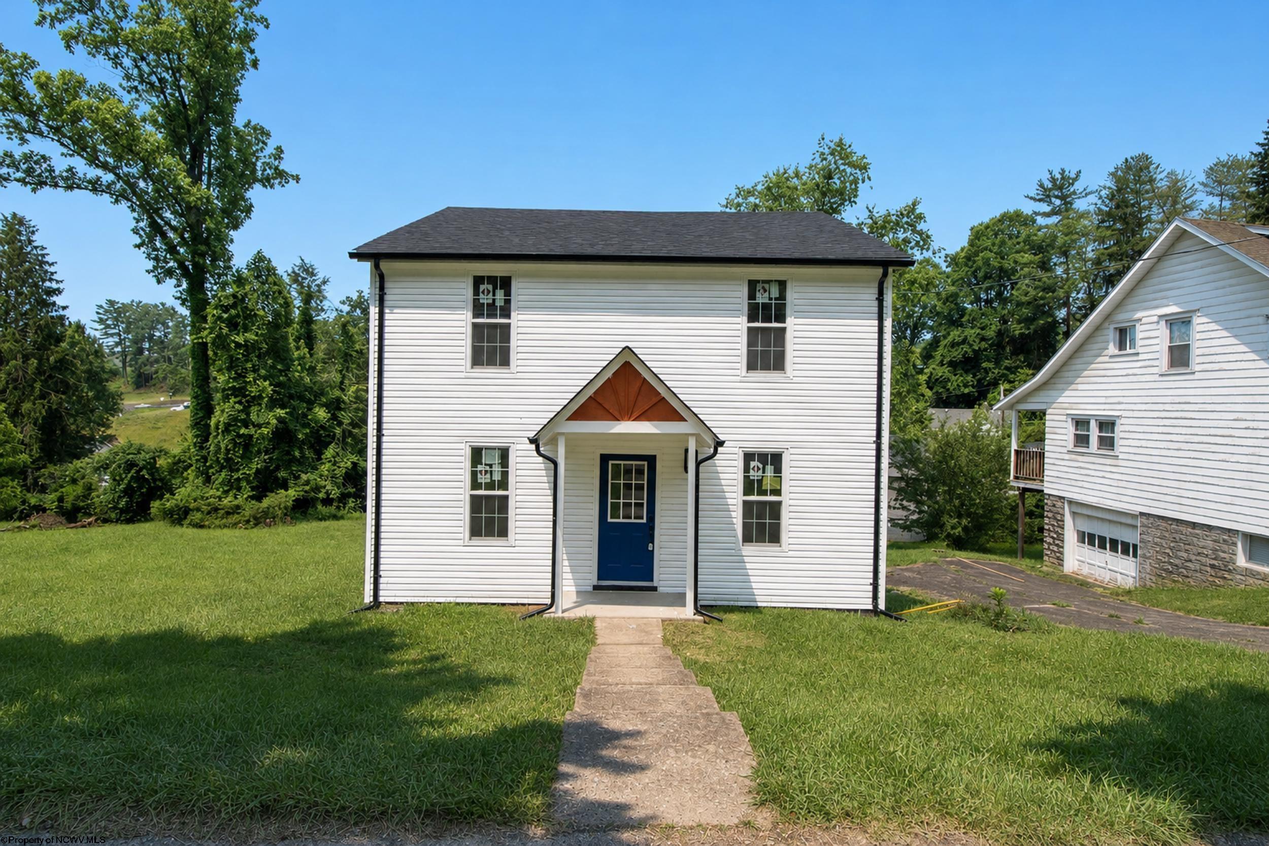 1260 College Park Fairmont WV 26554