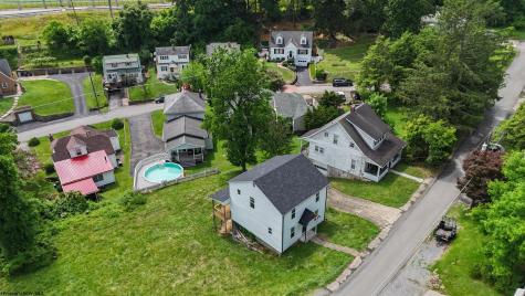 1260 College Park Fairmont WV 26554