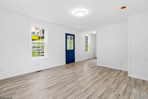 1260 College Park Fairmont WV 26554