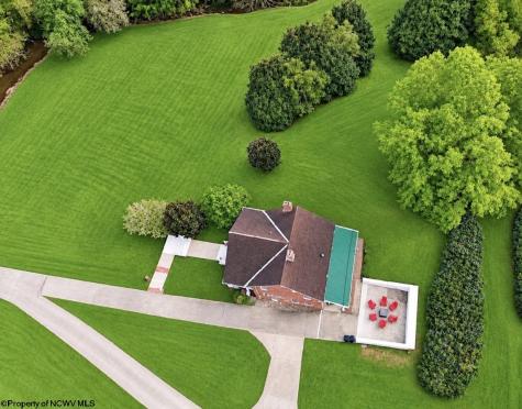 41 Jadewood Drive Shinnston WV 26431