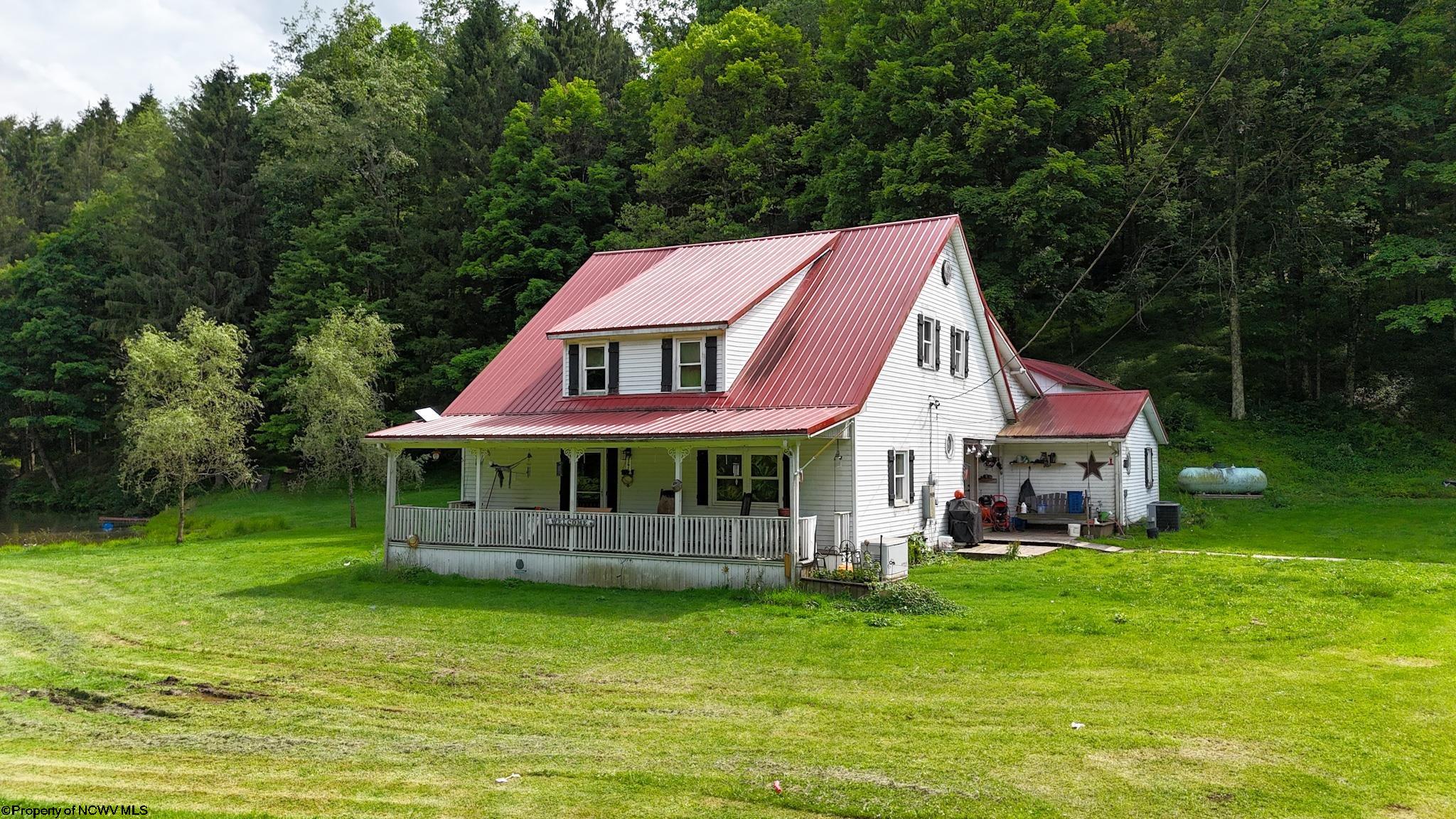 407 Soap Hollow Road Mannington WV 26582