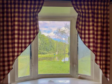 407 Soap Hollow Road Mannington WV 26582