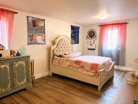 407 Soap Hollow Road Mannington WV 26582