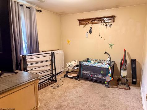 407 Soap Hollow Road Mannington WV 26582