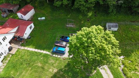 407 Soap Hollow Road Mannington WV 26582