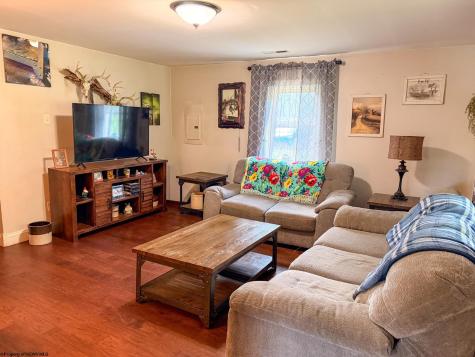 407 Soap Hollow Road Mannington WV 26582