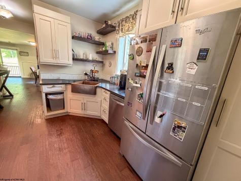 407 Soap Hollow Road Mannington WV 26582