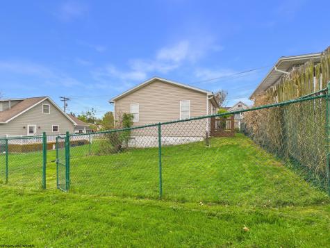 521 Kensington Avenue Star City WV 26505