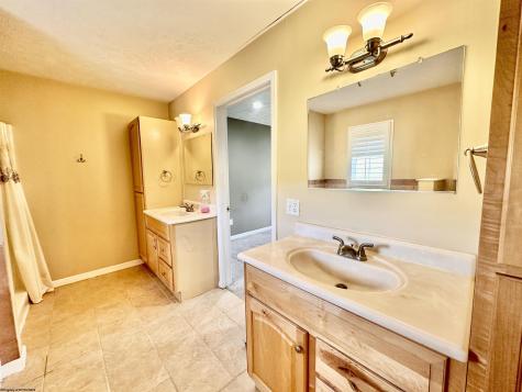 214 Evergreen Drive Bridgeport WV 26330