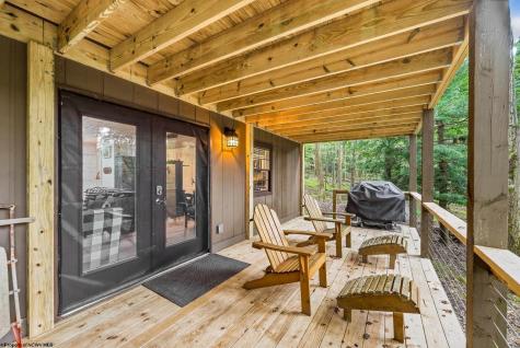 76 Arbutus Court Terra Alta WV 26764