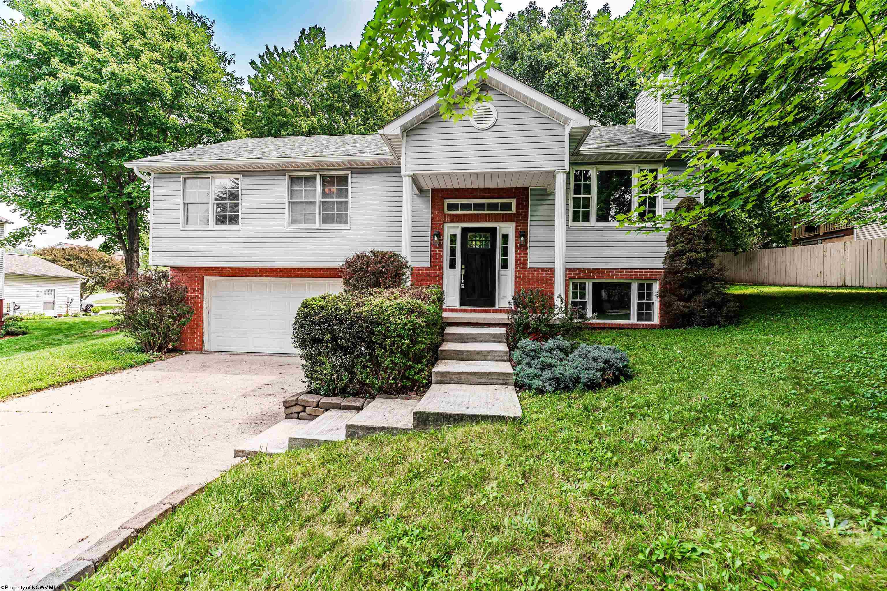 1374 Bennett Drive Morgantown WV 26508
