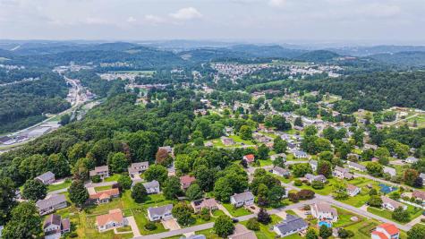1374 Bennett Drive Morgantown WV 26508