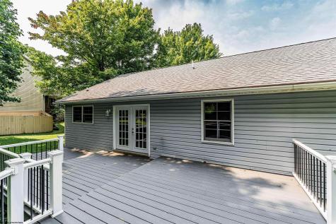 1374 Bennett Drive Morgantown WV 26508