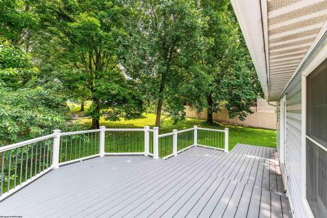 1374 Bennett Drive Morgantown WV 26508