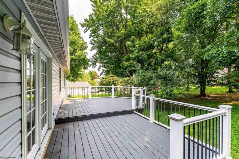 1374 Bennett Drive Morgantown WV 26508