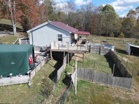 439 Skelton Road Buckhannon WV 26201