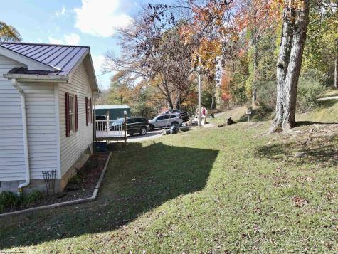 439 Skelton Road Buckhannon WV 26201
