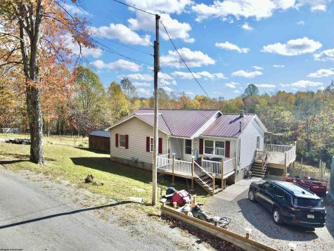 439 Skelton Road Buckhannon WV 26201