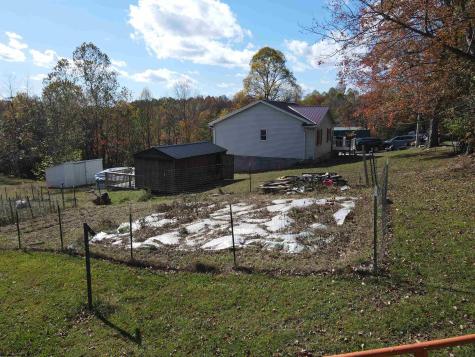 439 Skelton Road Buckhannon WV 26201