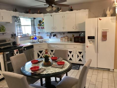 1133 Village Way Fairmont WV 26554