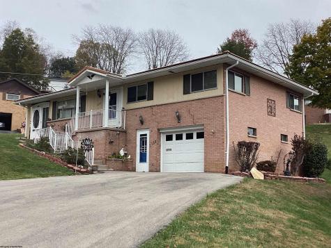 1133 Village Way Fairmont WV 26554