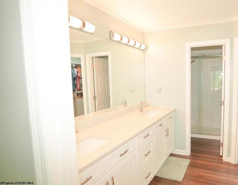 1124 Steeplechase Drive Morgantown WV 26508